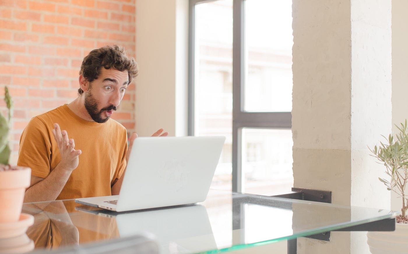 Recruiter after seeing your running apps in the App Stores — Source: Freepik