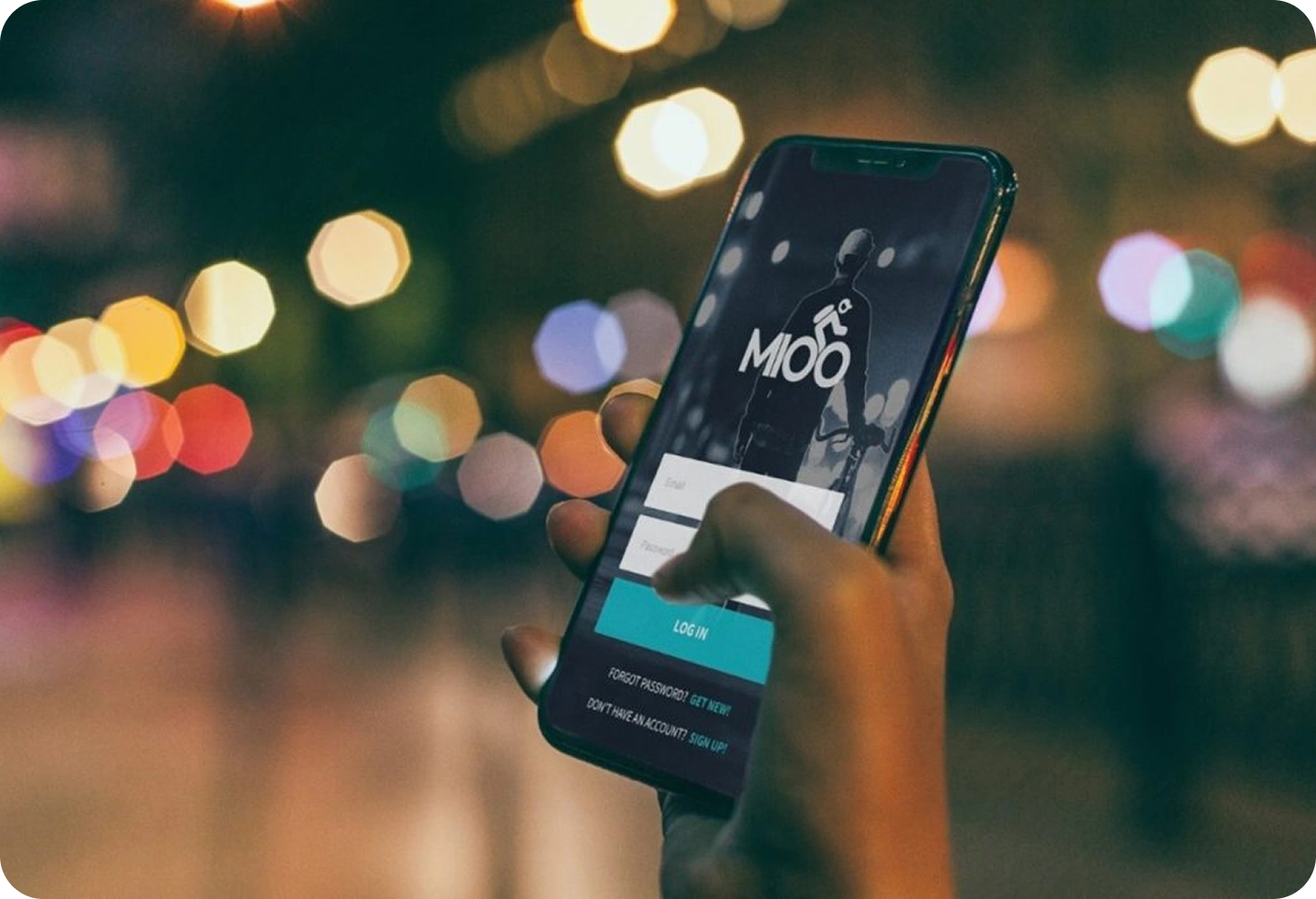 MIOO app login screen